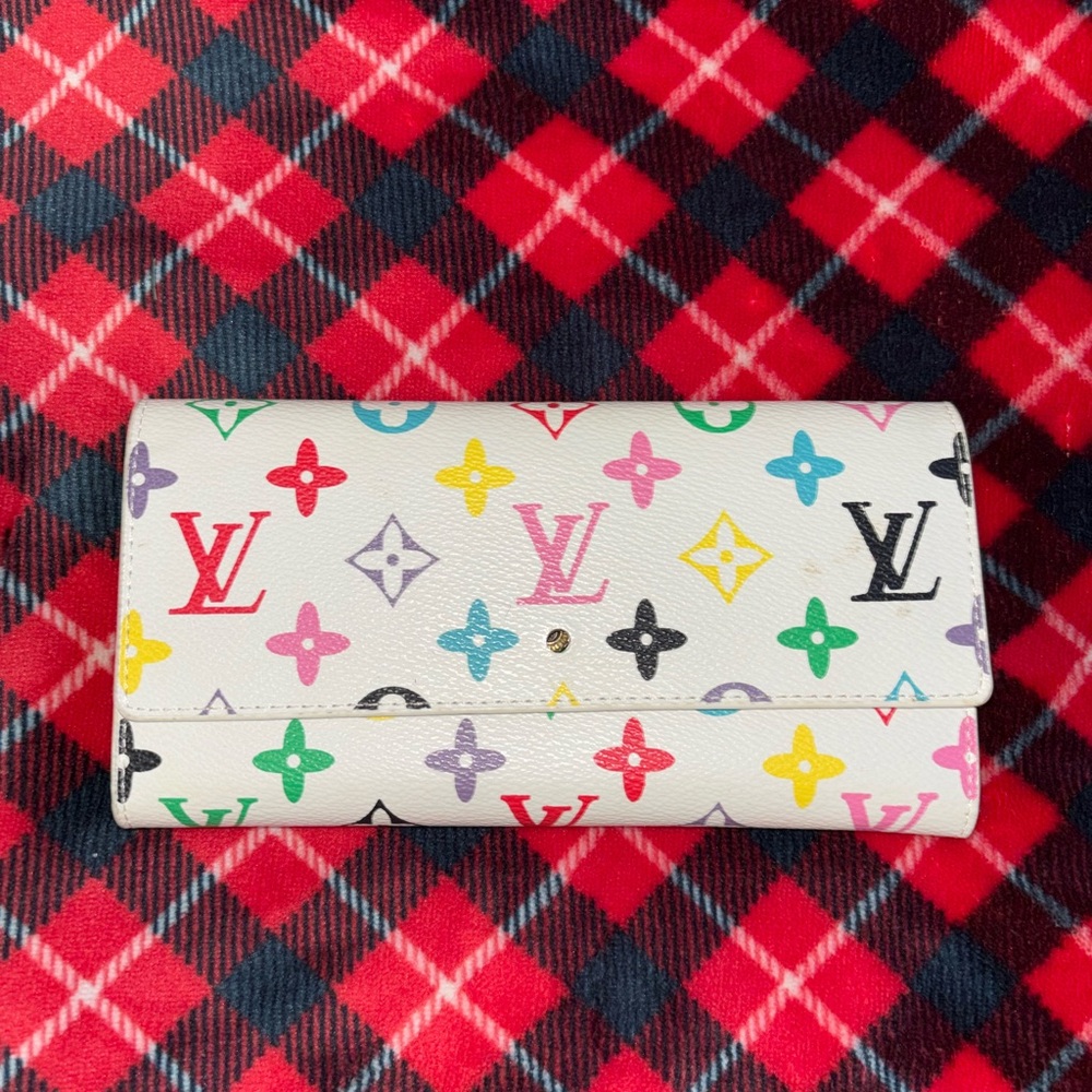 LOUIS VUITTON wallet
